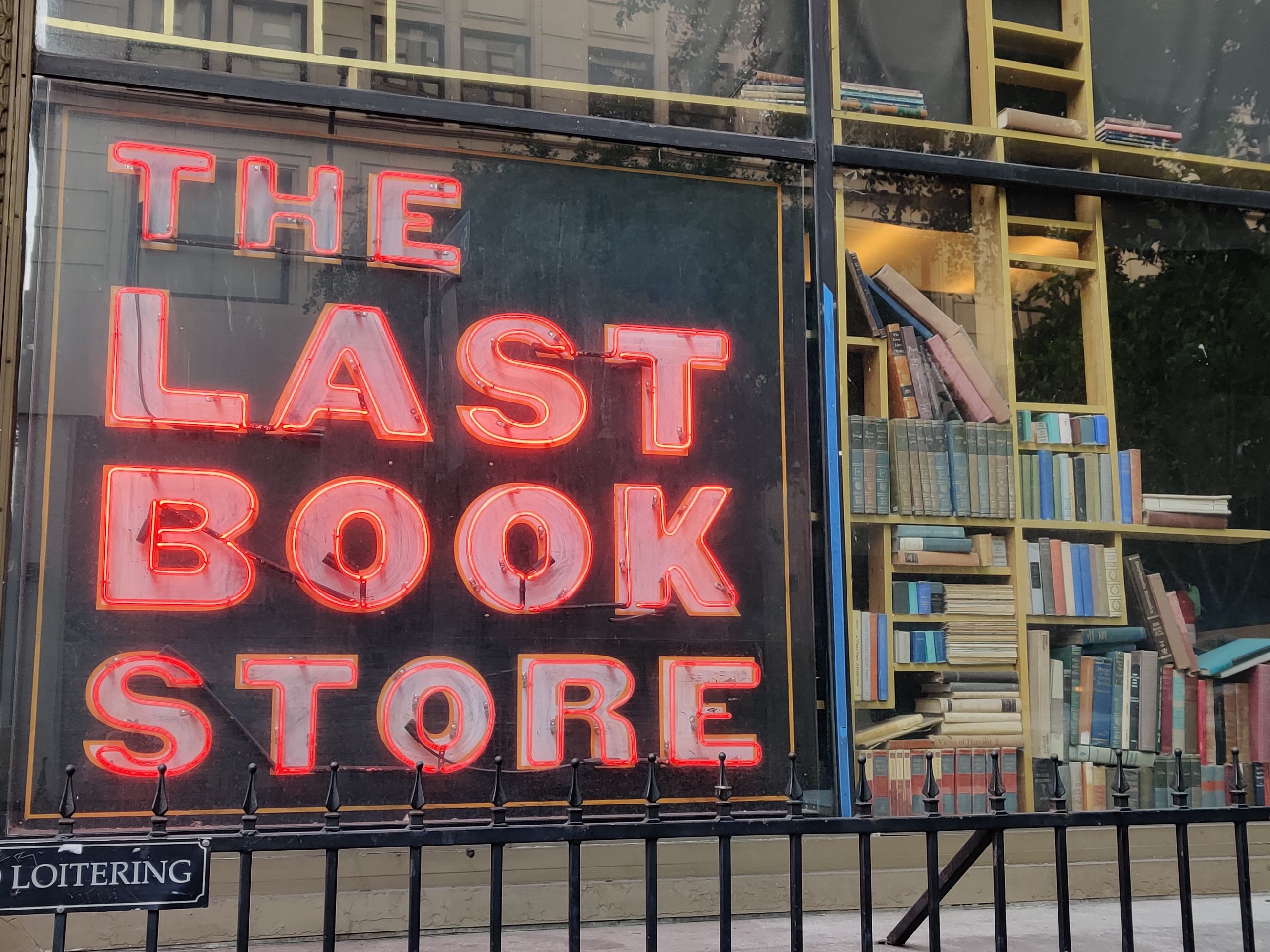 The last book store